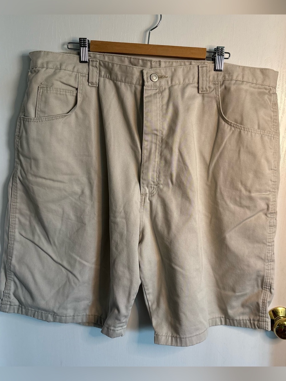 Vintage Wrangler 42W Men’s Beige Twill Cotton Cargo Pockets Relaxed Fit Preppy